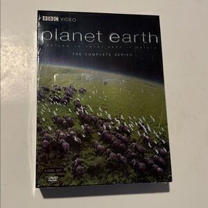 Brand New Planet Earth 5 DVD Set